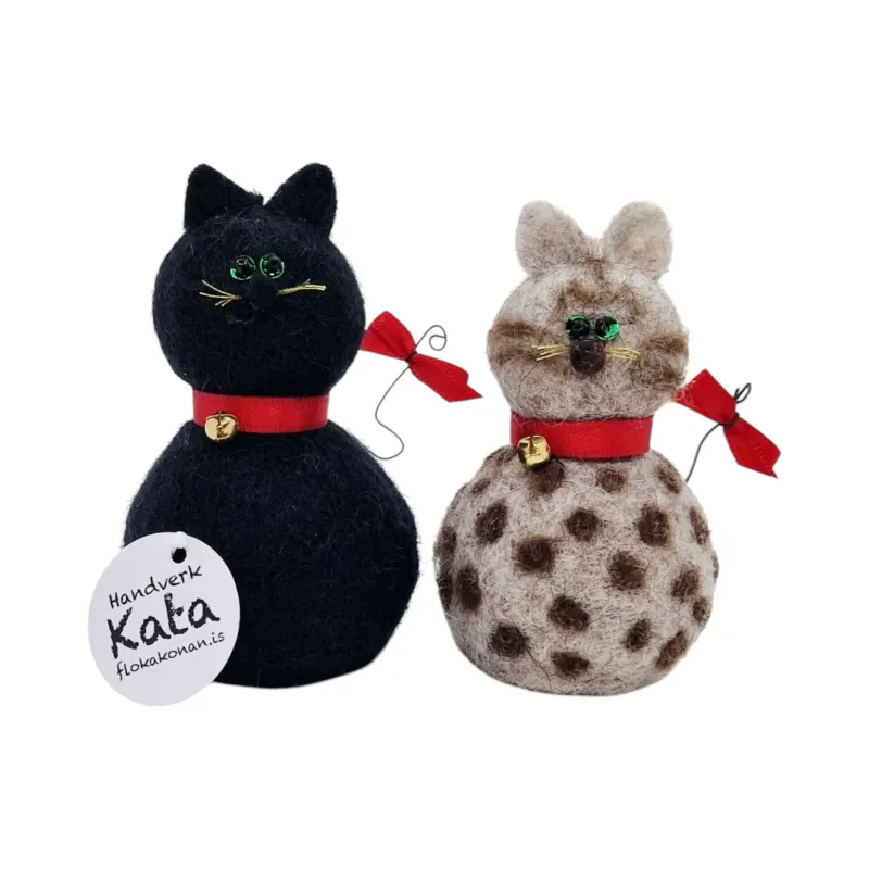 Custom handmade wool Flóki cats: one Bengal and one black cat. Unique Icelandic souvenir and gift